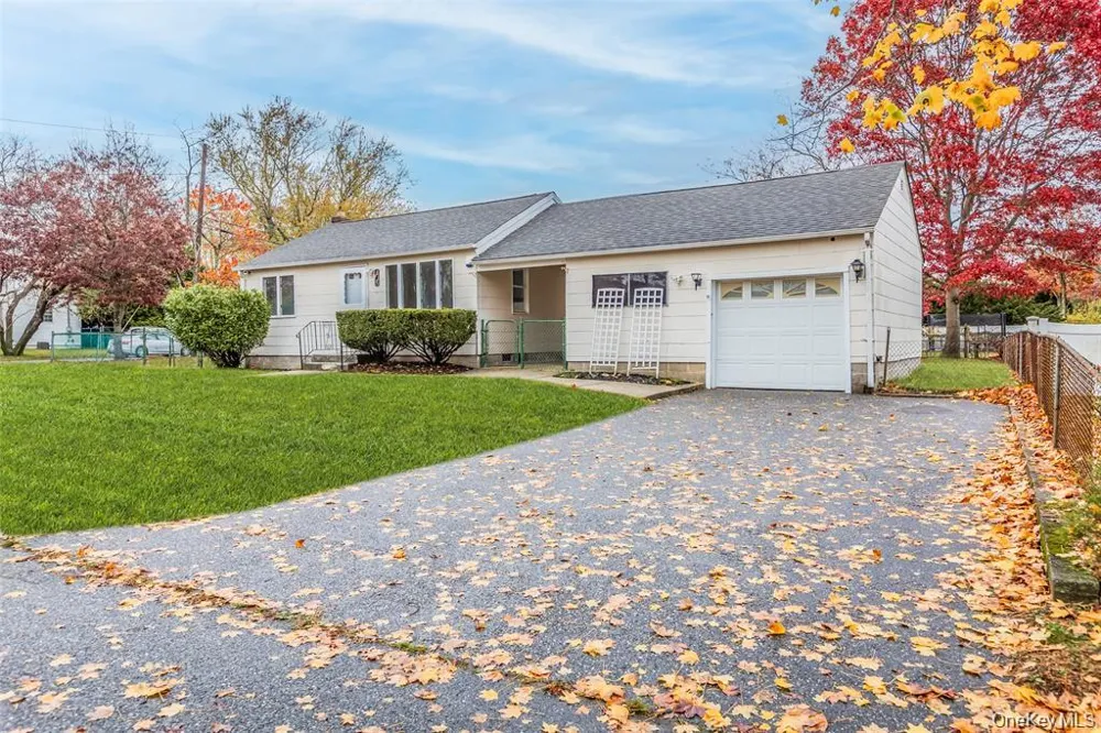 141 Wendy Drive Holtsville, NY 11742