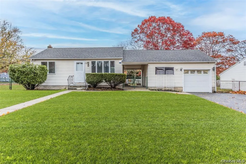 141 Wendy Drive Holtsville, NY 11742