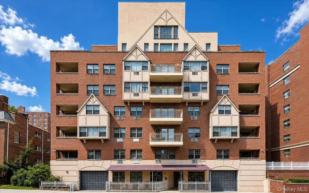 83-75 117th Street #4D Kew Gardens, NY 11415