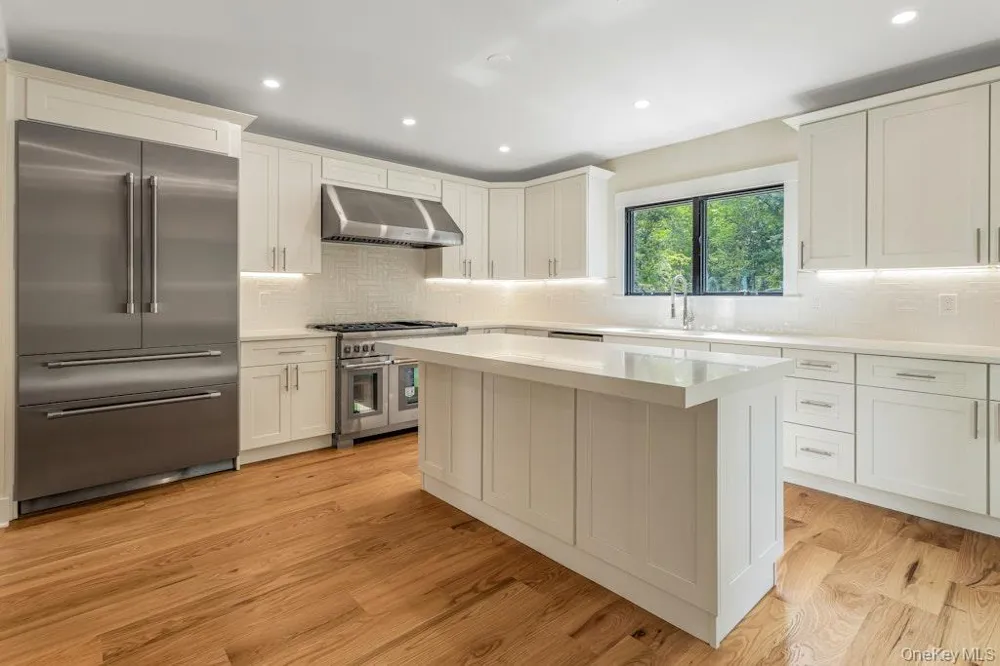 676 Hardscrabble Road Chappaqua, NY 10514