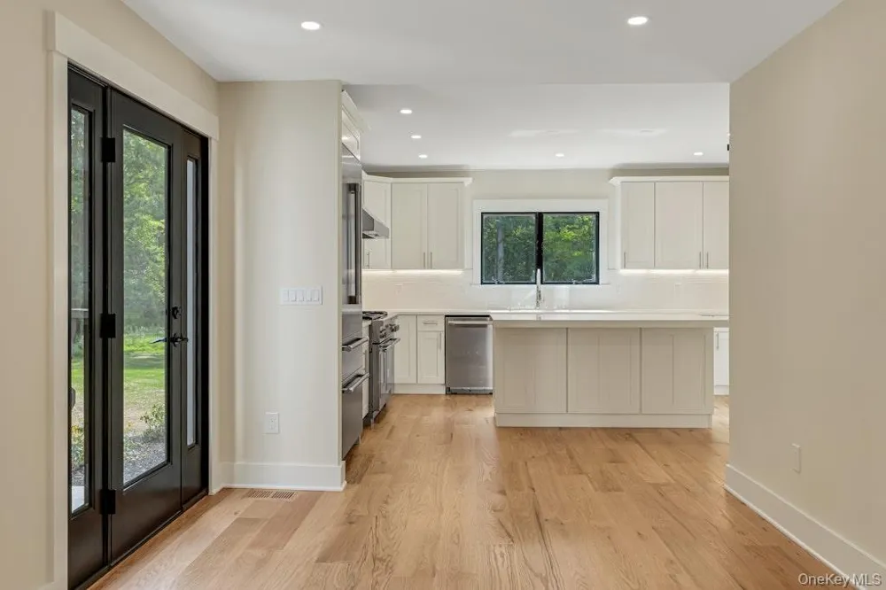 676 Hardscrabble Road Chappaqua, NY 10514