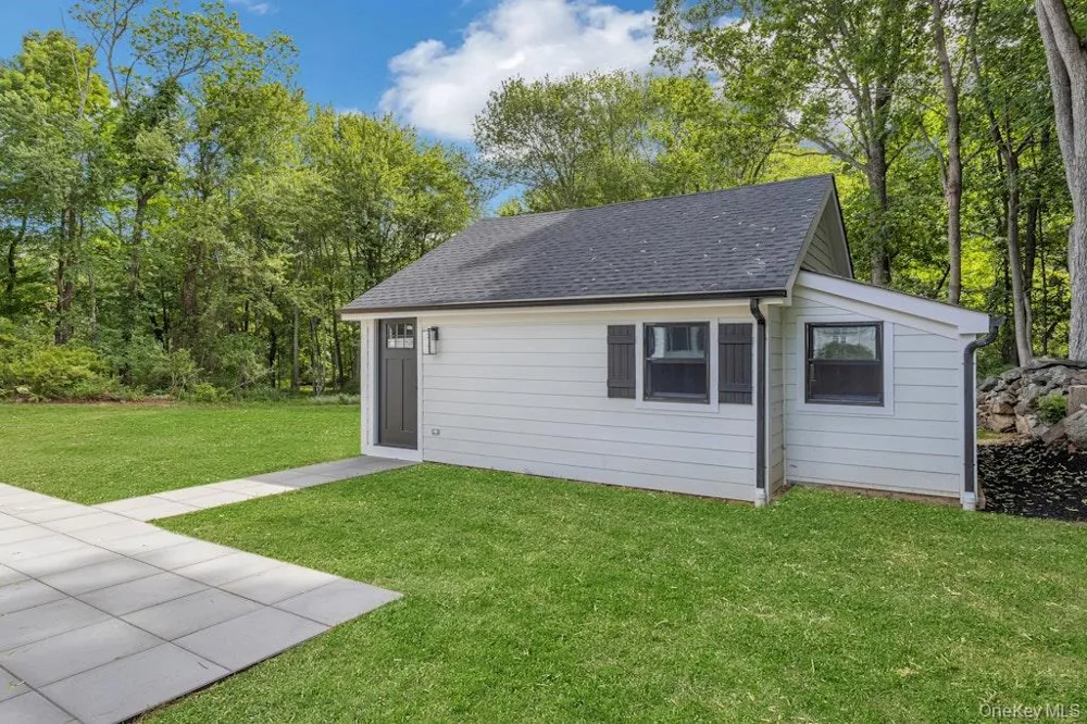 676 Hardscrabble Road Chappaqua, NY 10514
