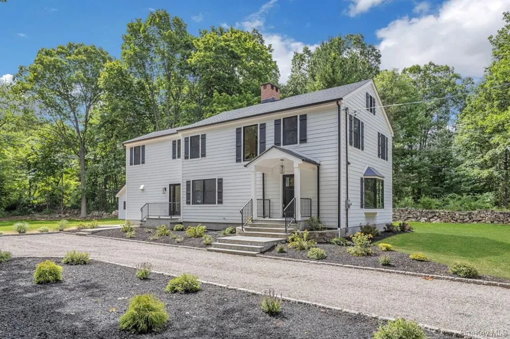 676 Hardscrabble Road Chappaqua, NY 10514