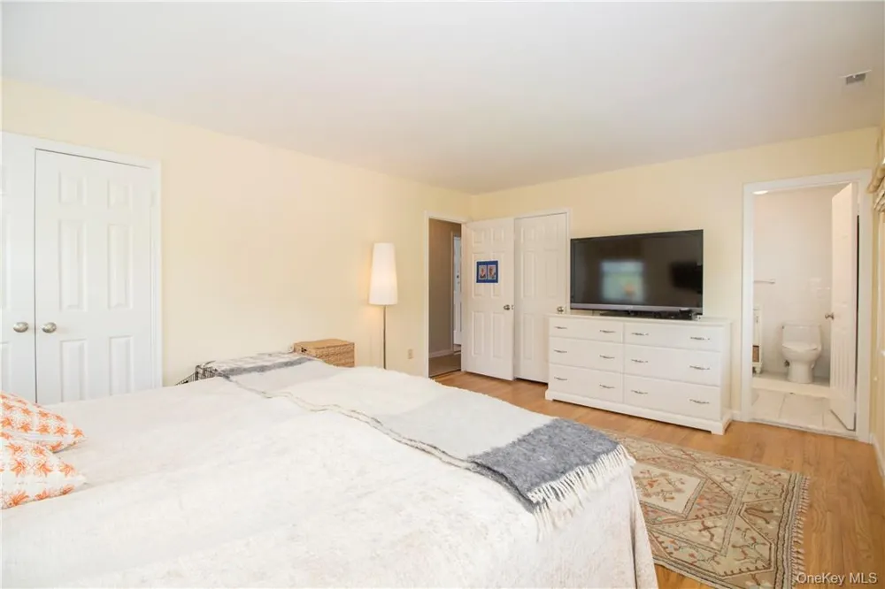 4 Dalphin Drive Rye, NY 10580