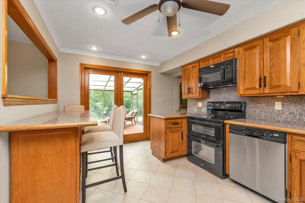 7 Freedom Court Babylon, NY 11702