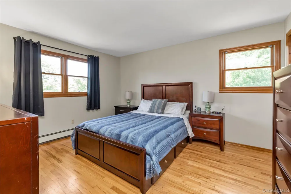 7 Freedom Court Babylon, NY 11702