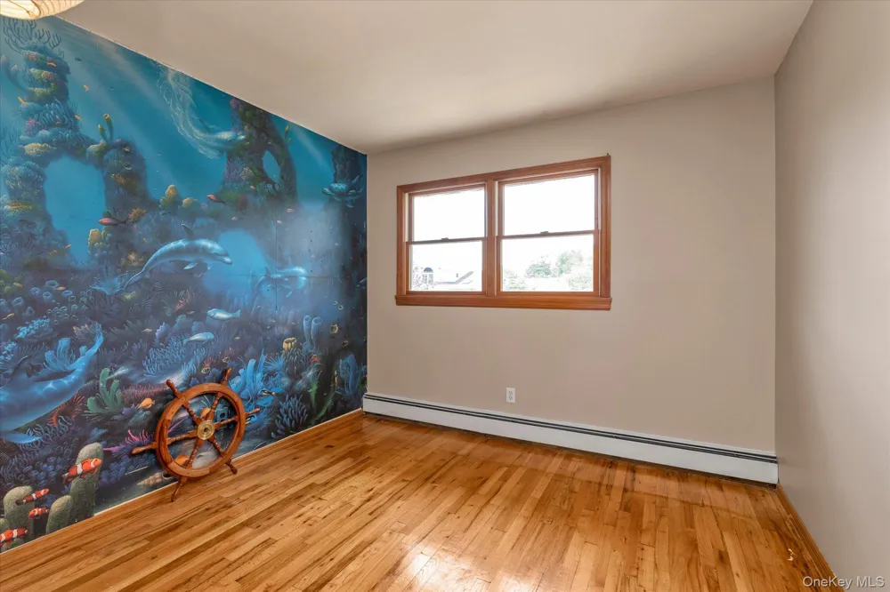 7 Freedom Court Babylon, NY 11702