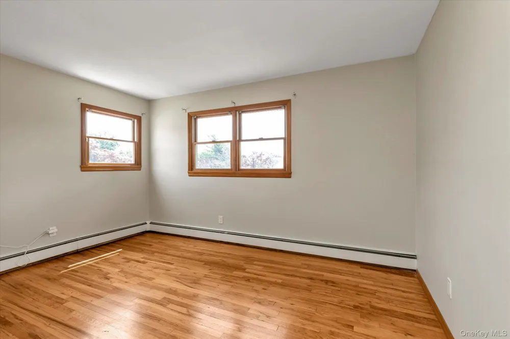 7 Freedom Court Babylon, NY 11702