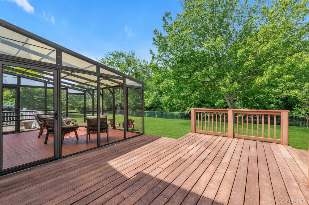 7 Freedom Court Babylon, NY 11702