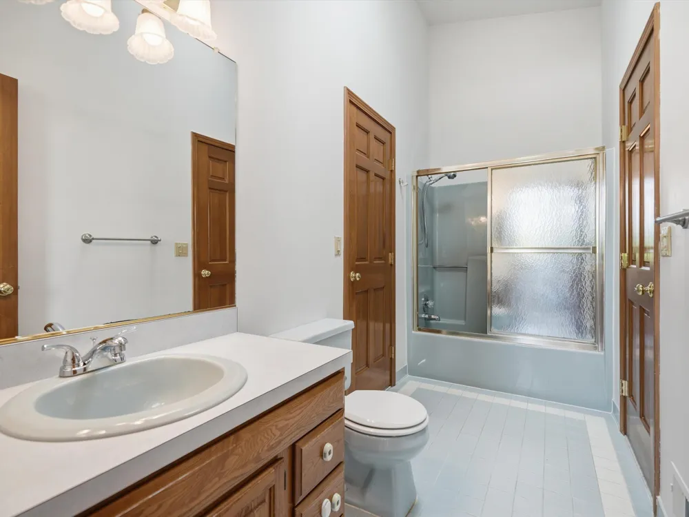 1657 Wake Robin Court Scio Township, MI 48103