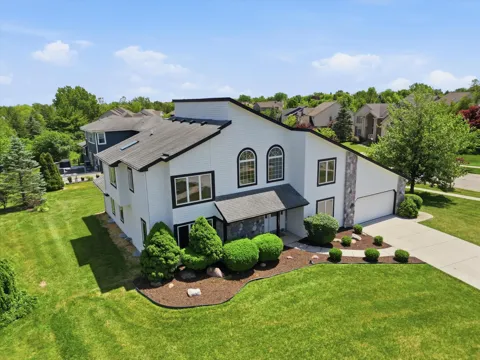 1657 Wake Robin Court