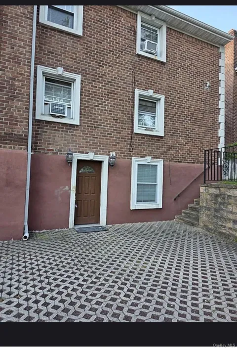 2 Hill Park Avenue #1A