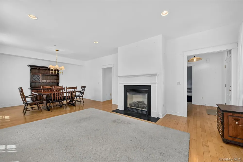 50 Cropsey Street Warwick, NY 10990