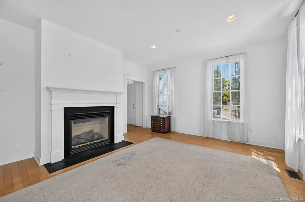 50 Cropsey Street Warwick, NY 10990
