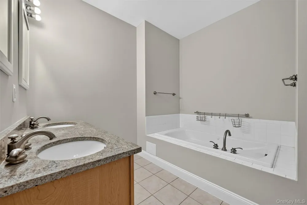 50 Cropsey Street Warwick, NY 10990