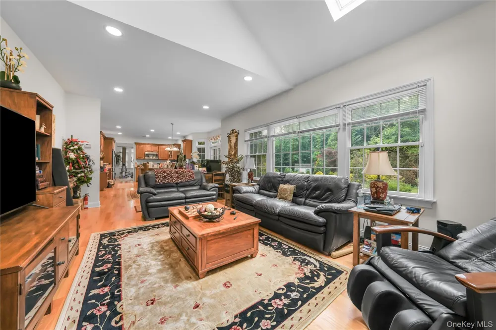 193 Pidgeon Hill Road South Huntington, NY 11746