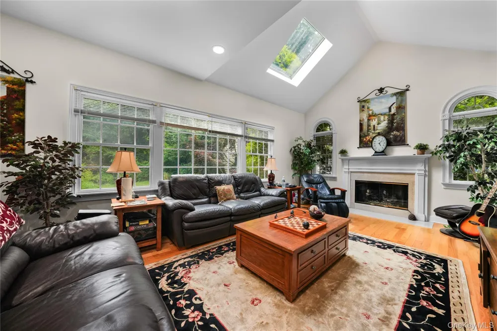 193 Pidgeon Hill Road South Huntington, NY 11746