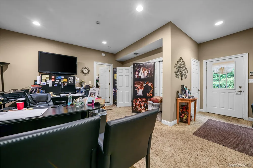 193 Pidgeon Hill Road South Huntington, NY 11746