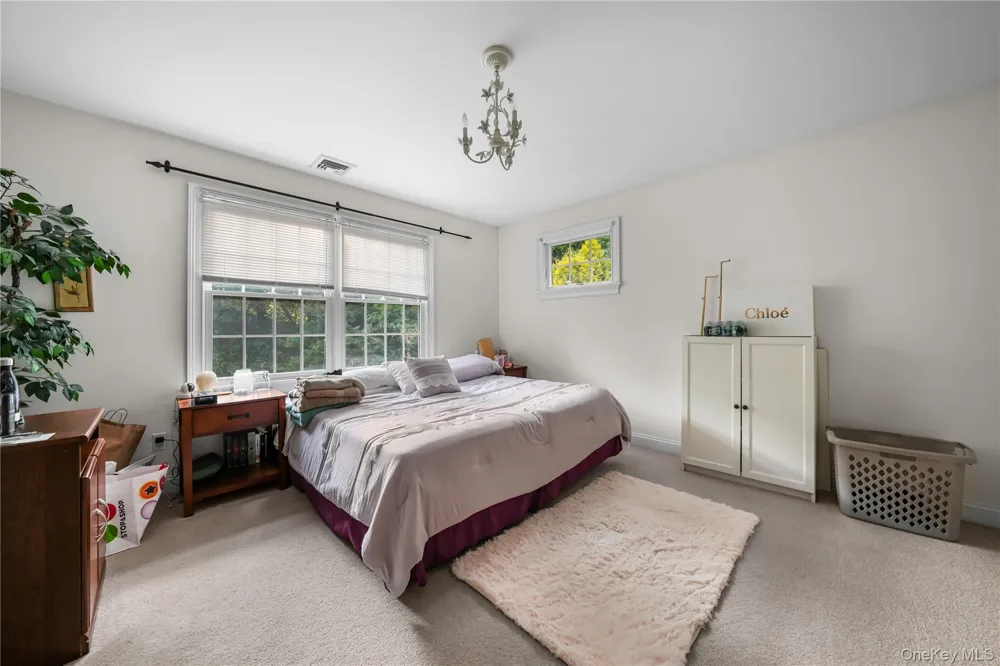 193 Pidgeon Hill Road South Huntington, NY 11746