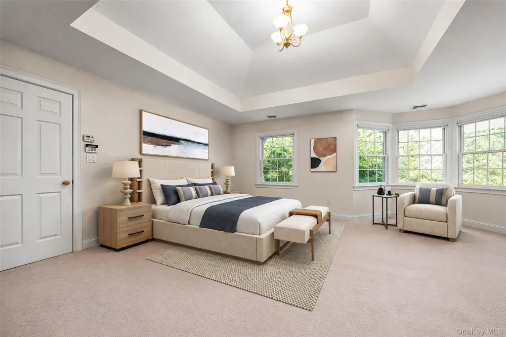 193 Pidgeon Hill Road South Huntington, NY 11746
