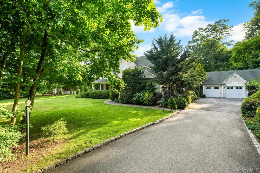 193 Pidgeon Hill Road South Huntington, NY 11746