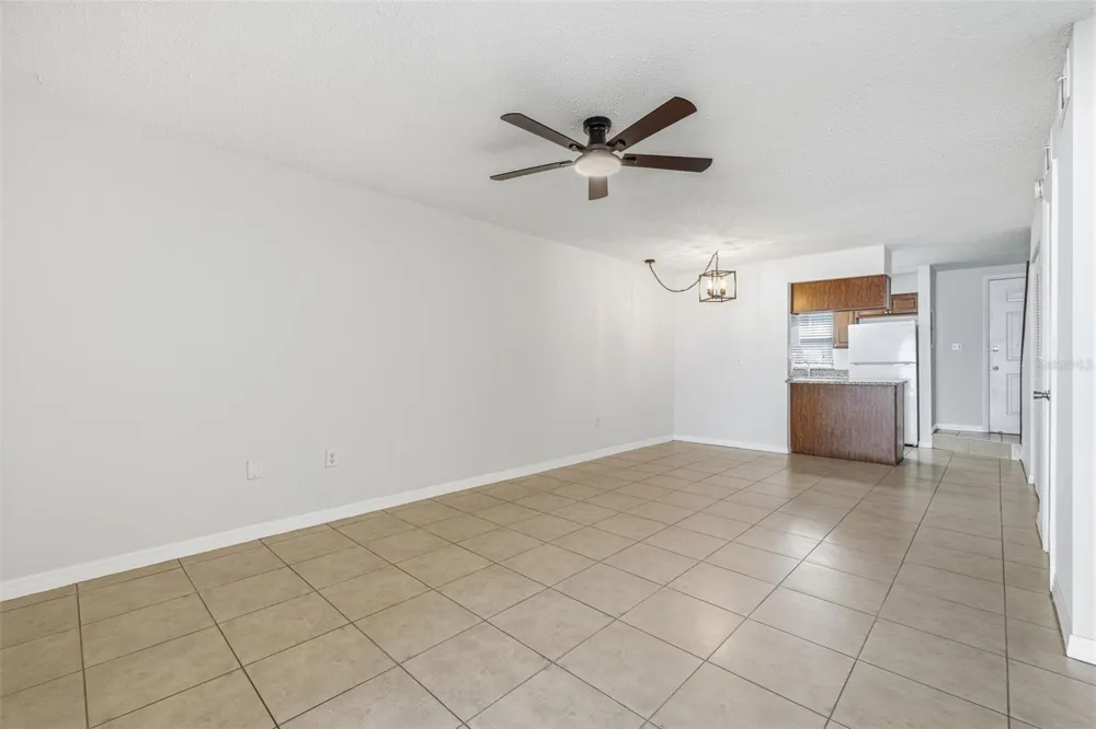 11906 CYPRESS HILL CIRCLE Tampa, FL 33626