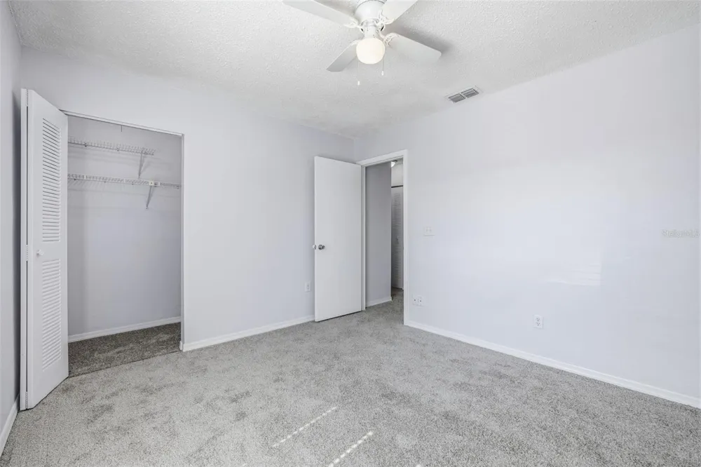 11906 CYPRESS HILL CIRCLE Tampa, FL 33626