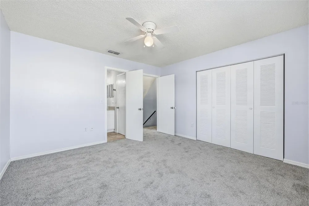 11906 CYPRESS HILL CIRCLE Tampa, FL 33626