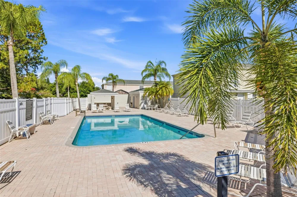 11906 CYPRESS HILL CIRCLE Tampa, FL 33626