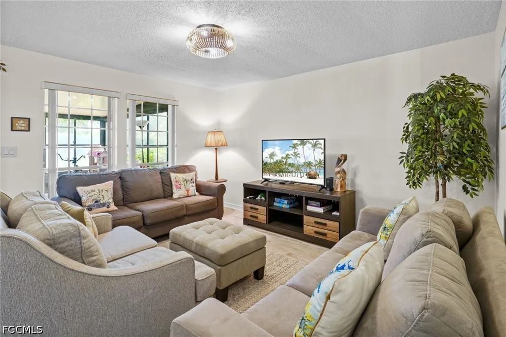 Queen Elizabeth Way #1 Fort Myers, FL 33907