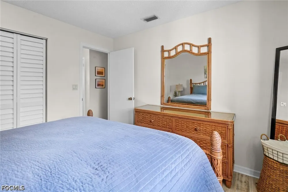 Queen Elizabeth Way #1 Fort Myers, FL 33907