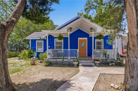 203 Ernst Street