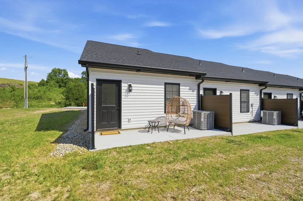 143 Deer Valley Drive E #143 Gordonsville, TN 38563