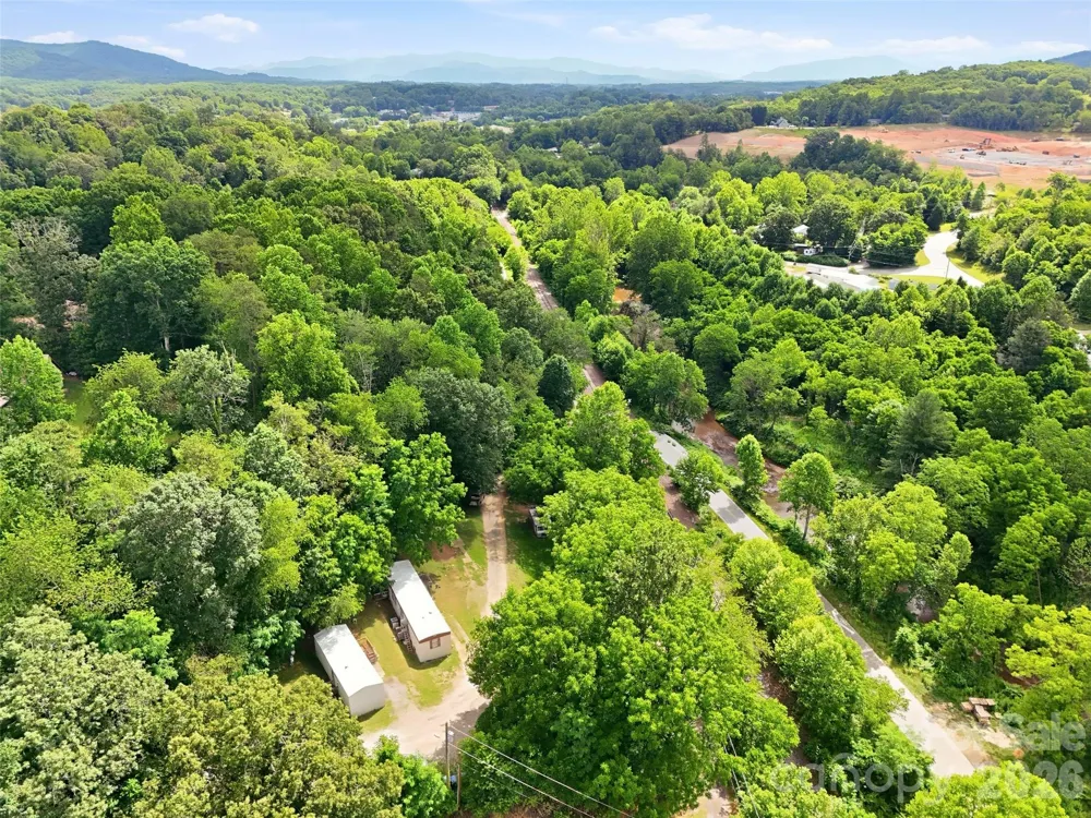 126 Lindsey Road Candler, NC 28715