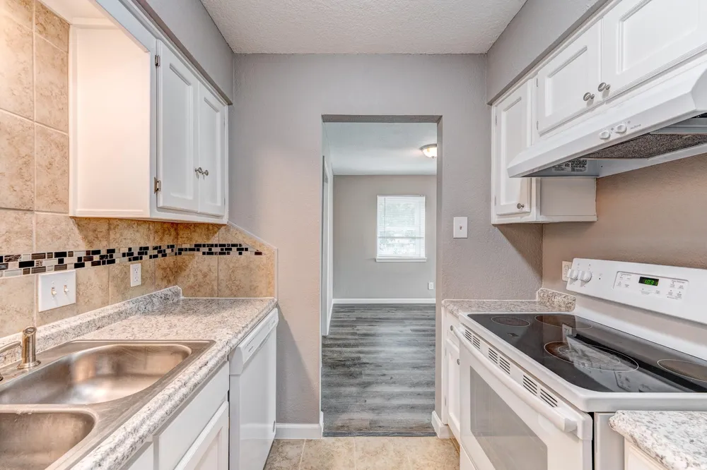 523 Spring Drive #4 Pasadena, TX 77504