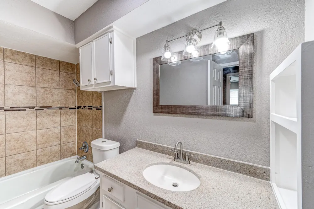 523 Spring Drive #4 Pasadena, TX 77504