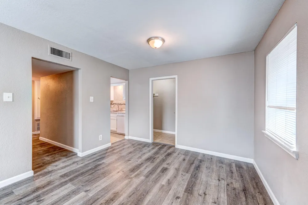 523 Spring Drive #4 Pasadena, TX 77504