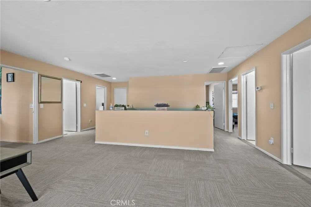 6380 Iris Court Eastvale, CA 92880