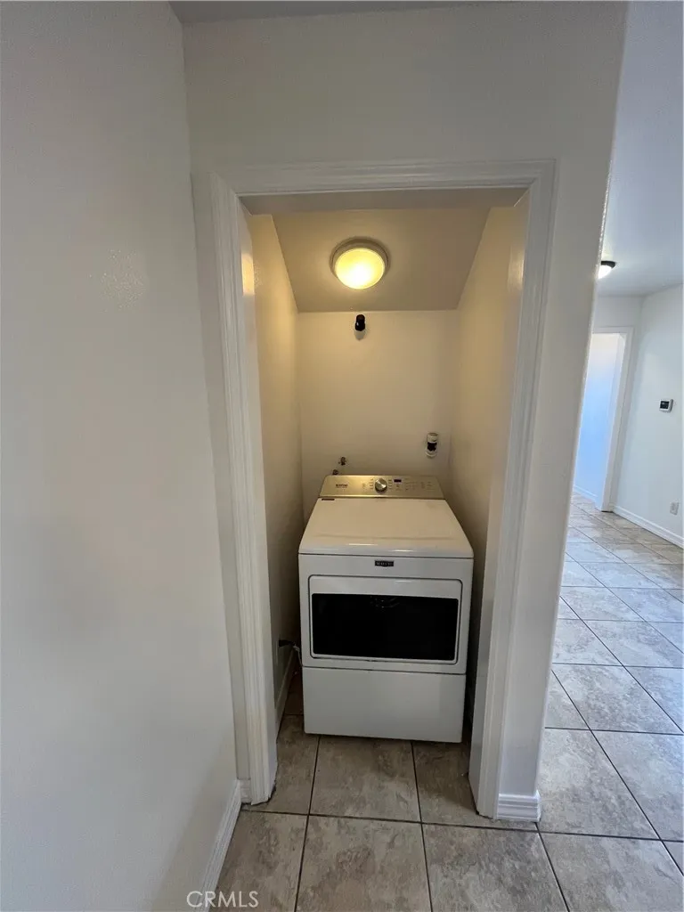 123 W 66th Los Angeles, CA 90003