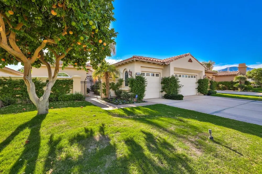 48474 Vista Palomino La Quinta, CA 92253