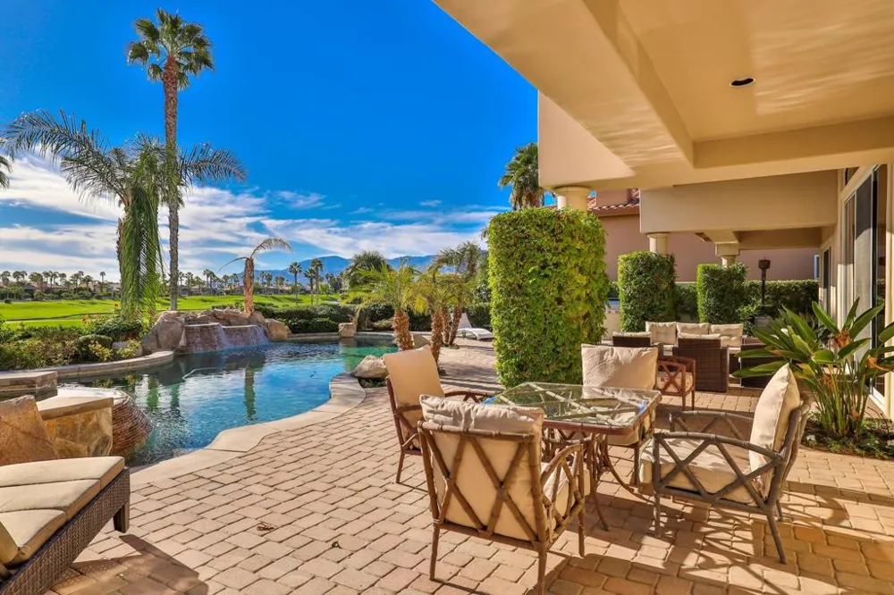 48474 Vista Palomino La Quinta, CA 92253