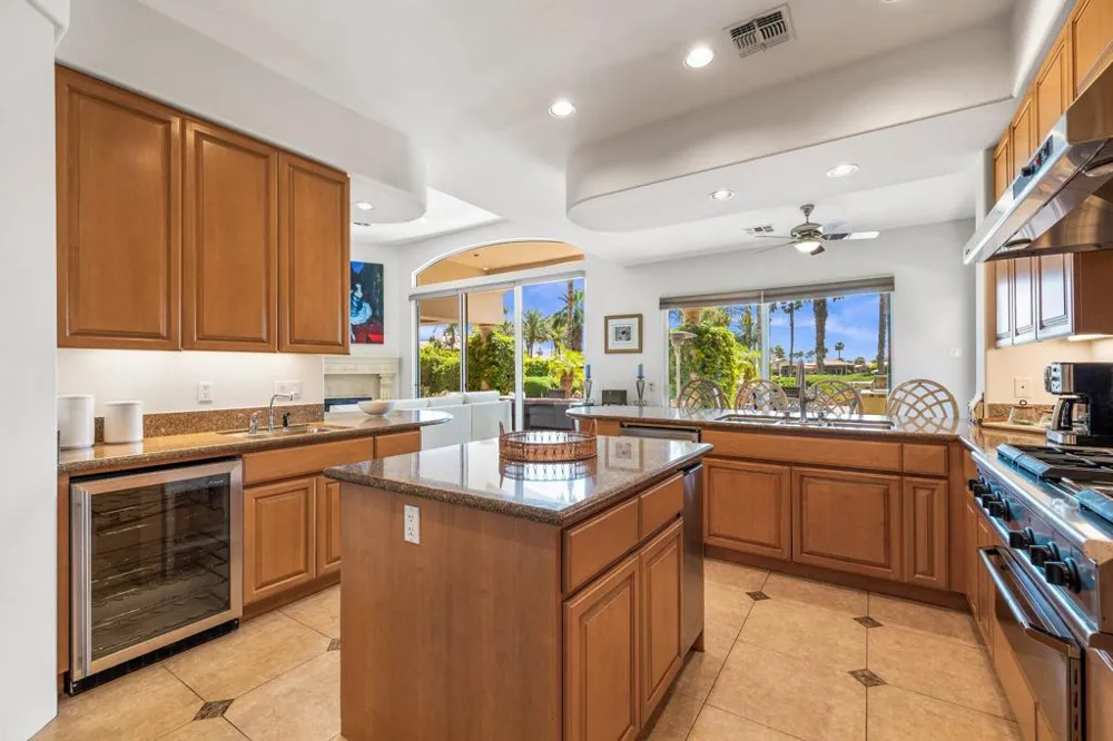 48474 Vista Palomino La Quinta, CA 92253