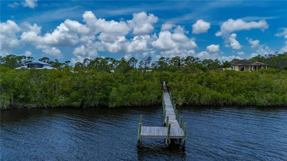 0 RIVERFRONT DRIVE #Lot 6 Venice, FL 34293