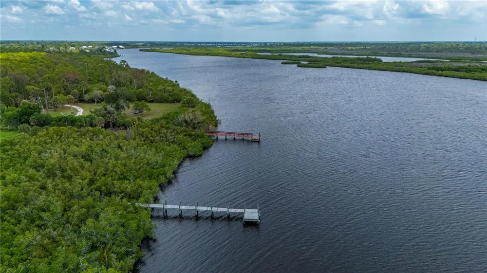 0 RIVERFRONT DRIVE #Lot 6 Venice, FL 34293