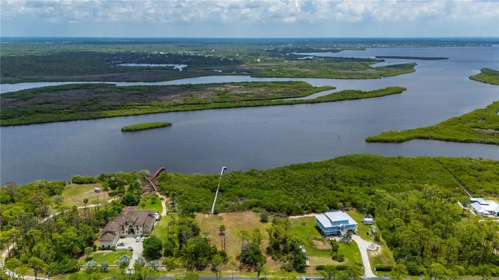 0 RIVERFRONT DRIVE #Lot 6 Venice, FL 34293
