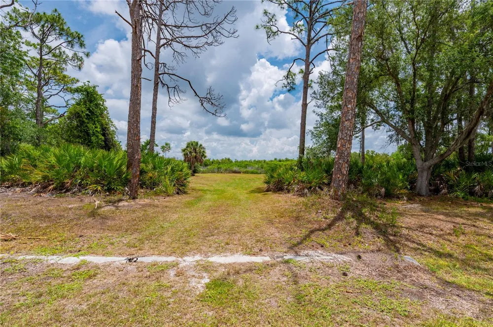 0 RIVERFRONT DRIVE #Lot 6 Venice, FL 34293