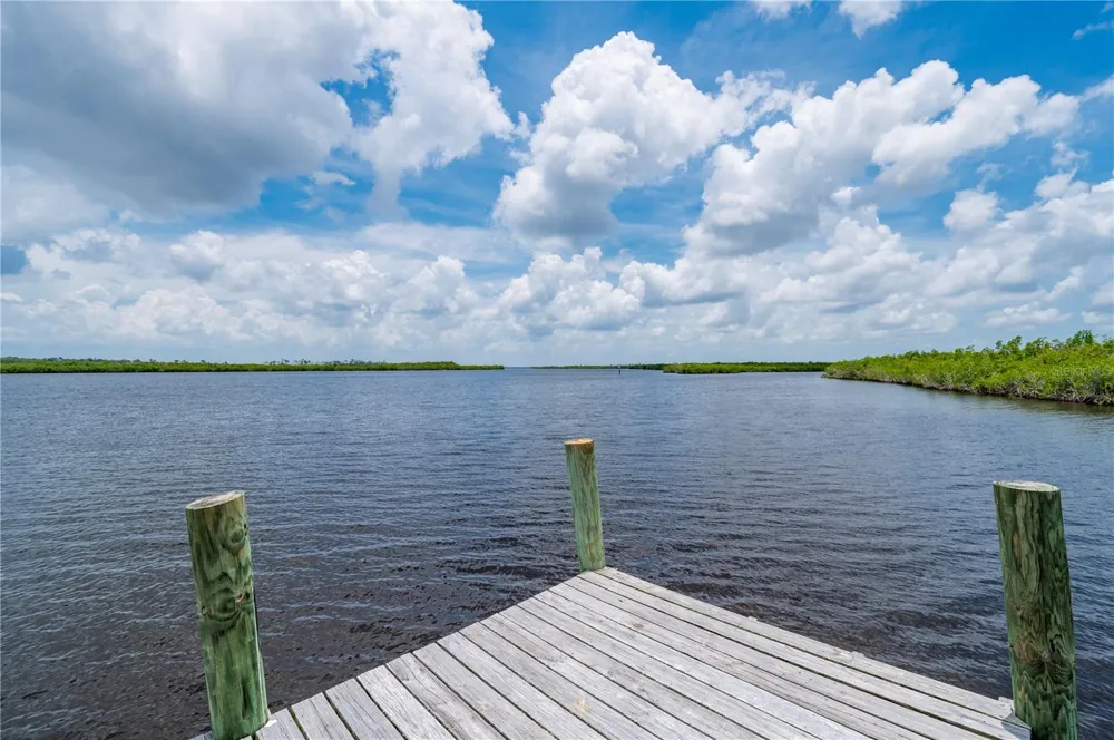 0 RIVERFRONT DRIVE #Lot 6 Venice, FL 34293
