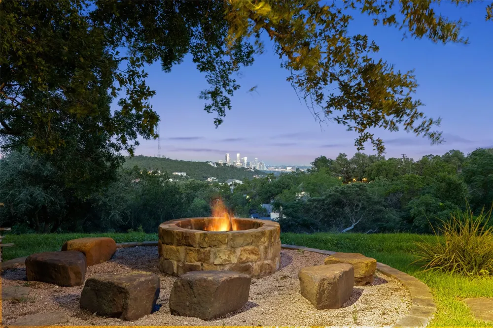 1414 The High Road Austin, TX 78746