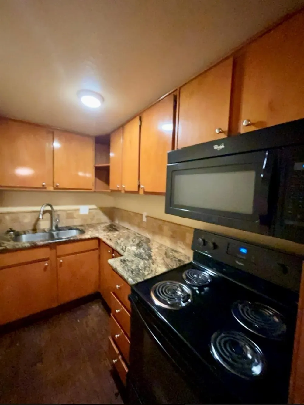 625 Redbud Lane #14 Grapevine, TX 76051