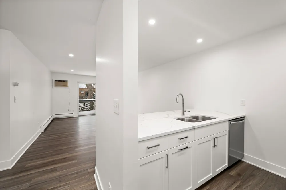 2800 Hamline Avenue #332 Roseville, MN 55113